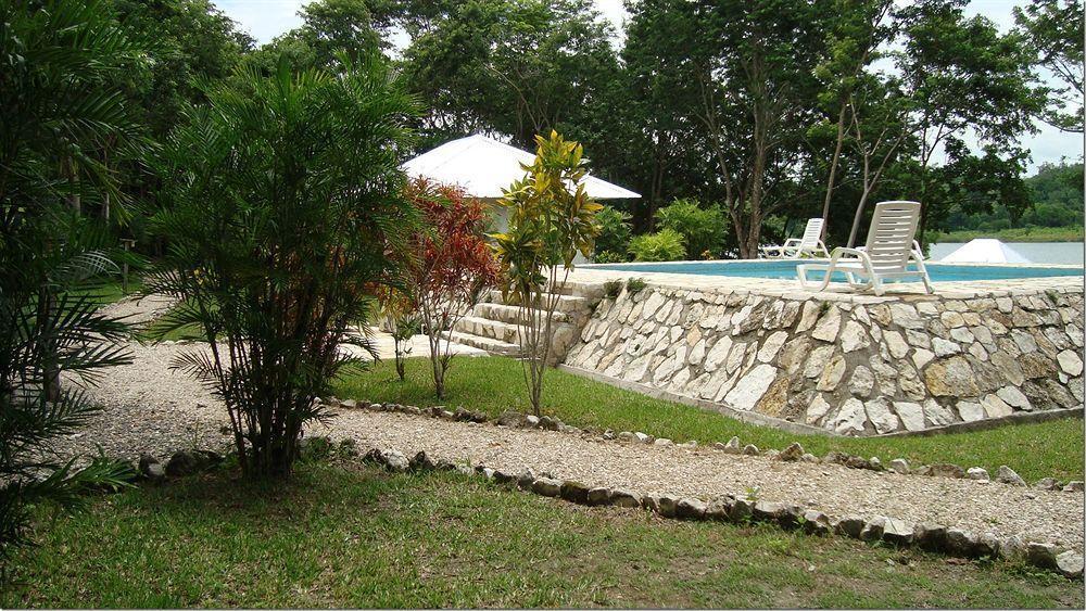 Maya Zac Peten Jungle Lodge Ел Ремате Екстериор снимка